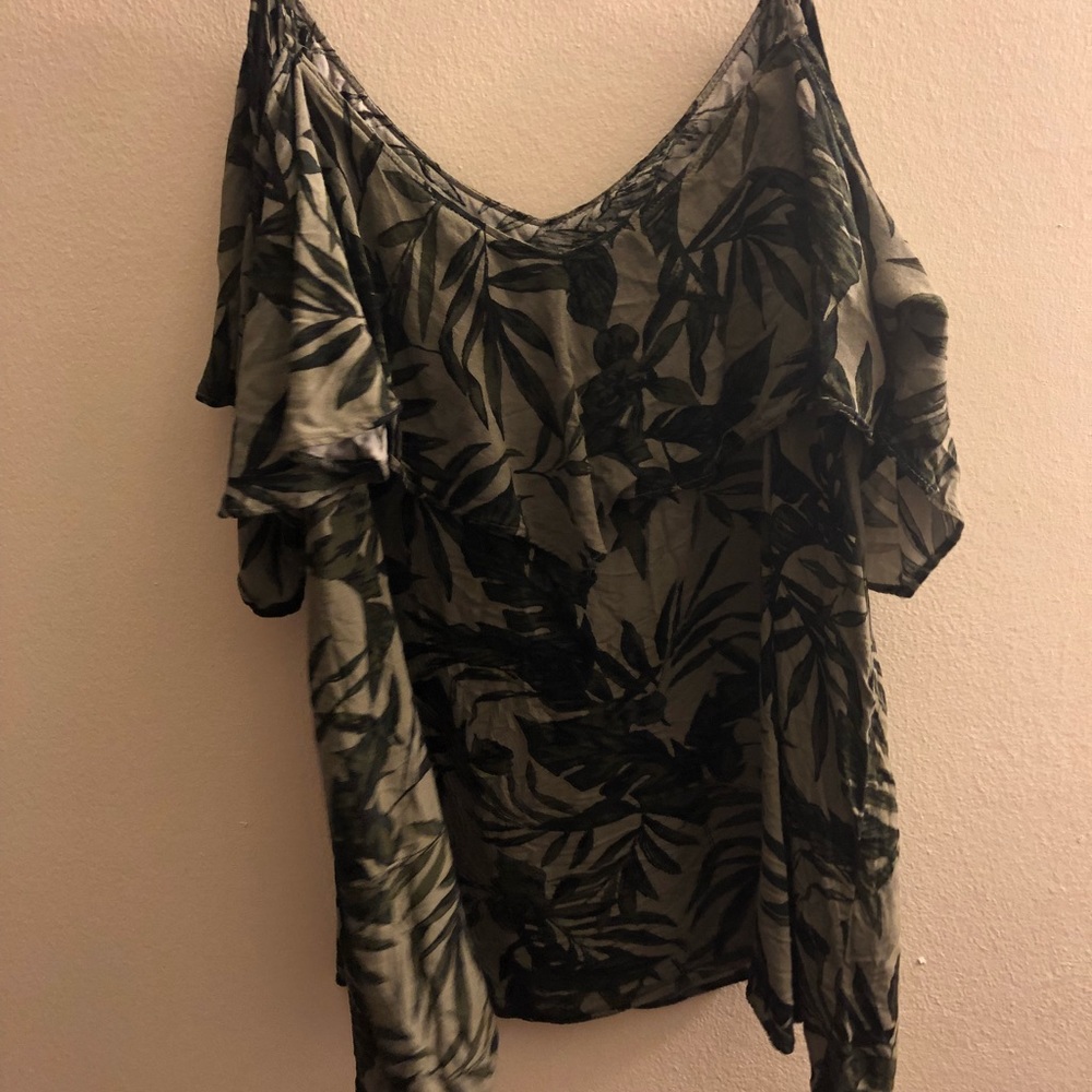 Women's off the should ruffle front top
